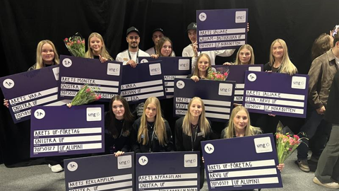 Elever på Lapplands gymnasium Gällivare tar hem priset som Årets UF-företag