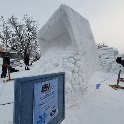 Snöskulptur Miljoner till spillo
